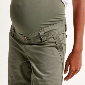 Abercrombie & Fitch Green Maternity Cargo Pants